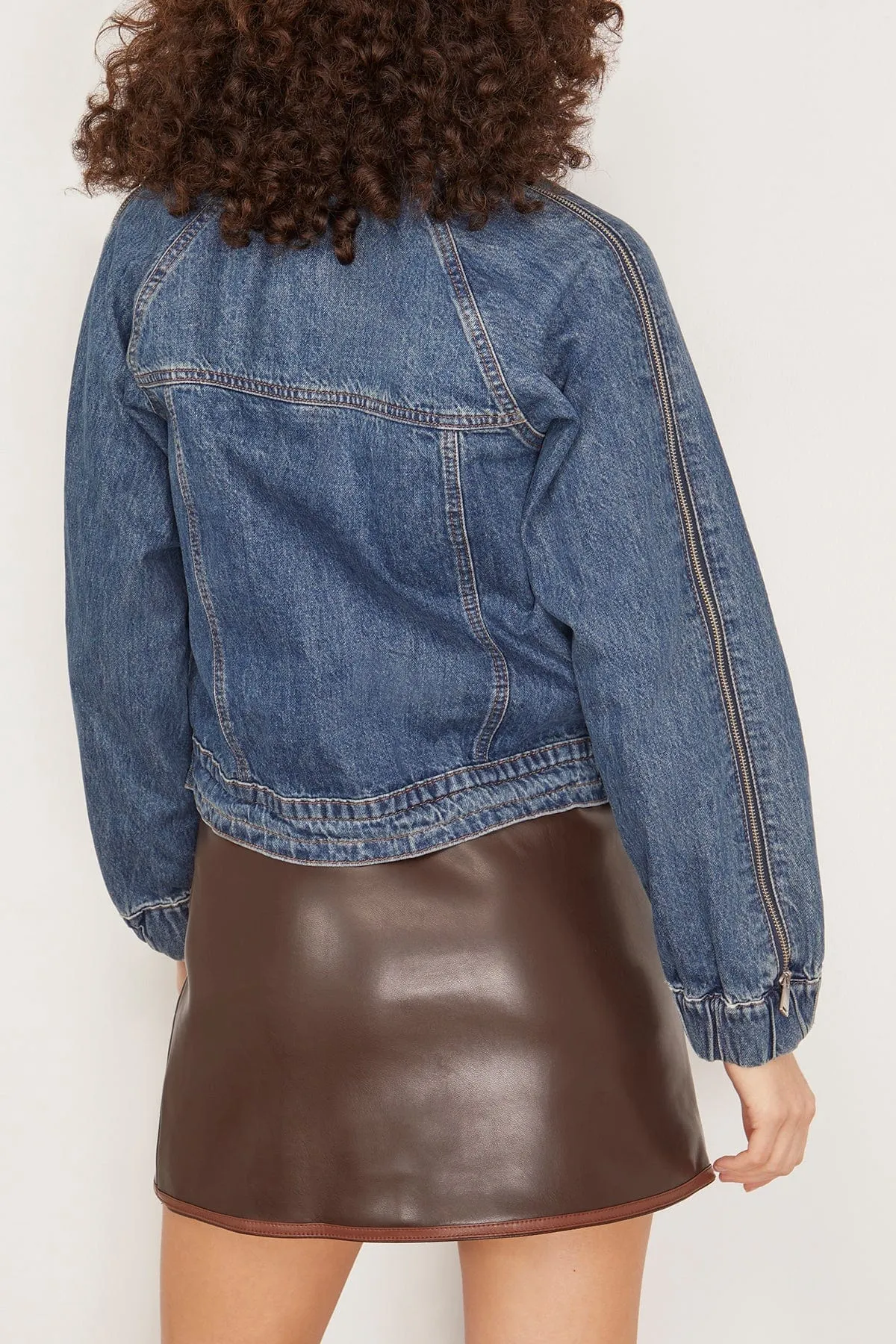 Amie Zippered Sleeve Jacket in Coronado