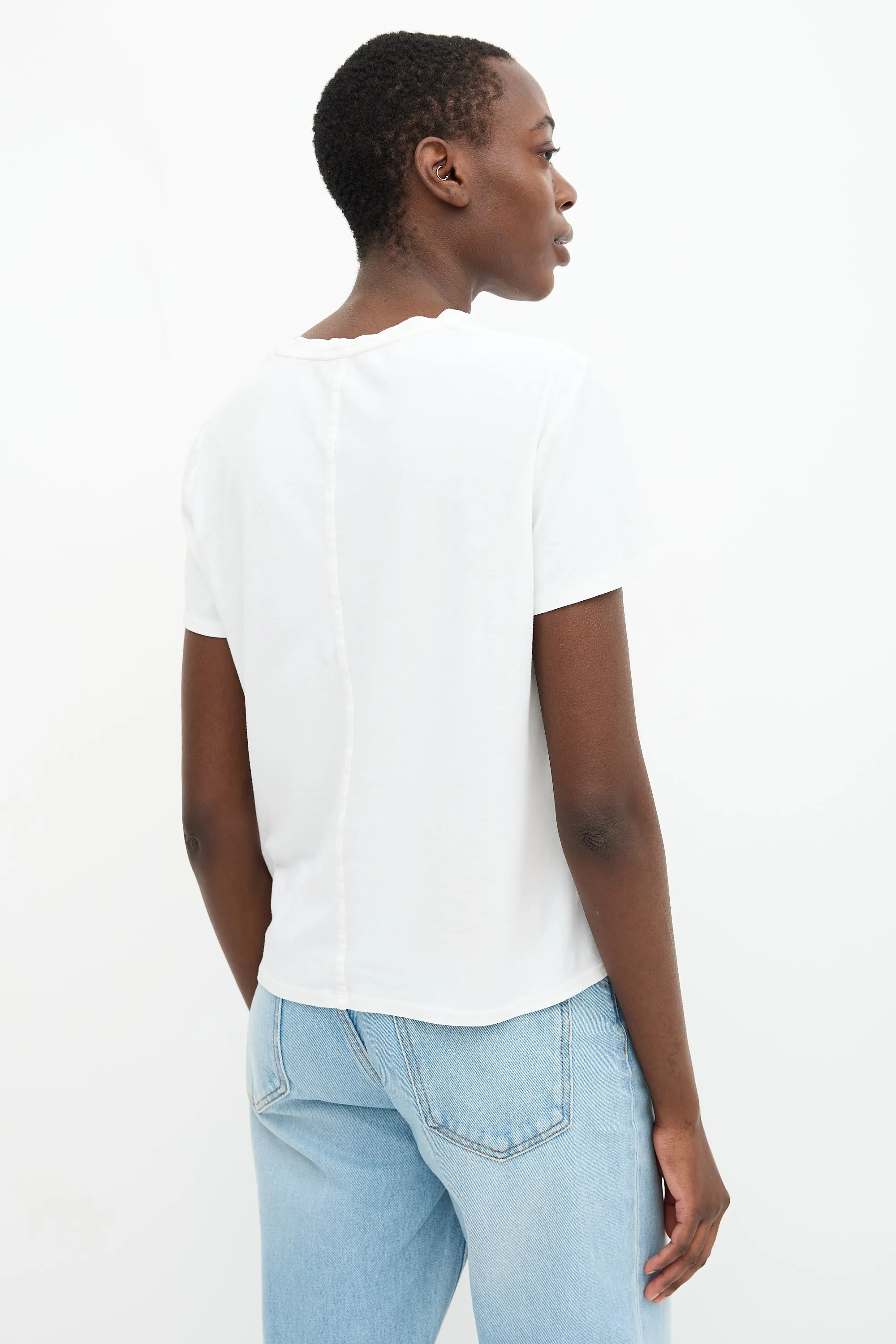 Basic T-Shirt