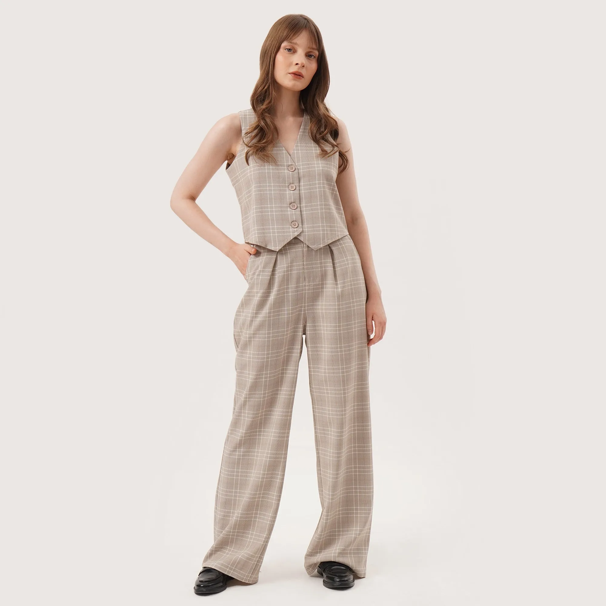 Pleated Wide Legged Plaid Trousers